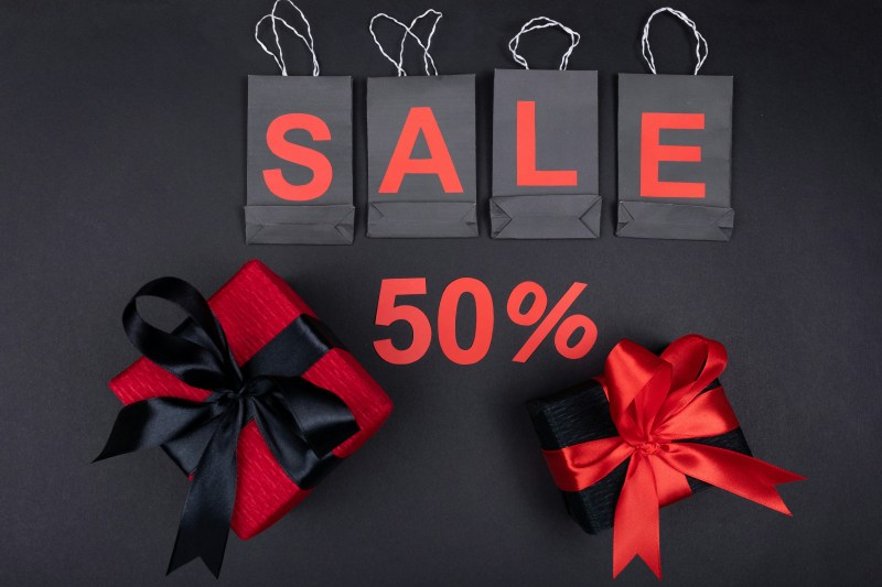 Cloud Commitment-Based Discounts: Understanding and Leveraging Reserved Instances