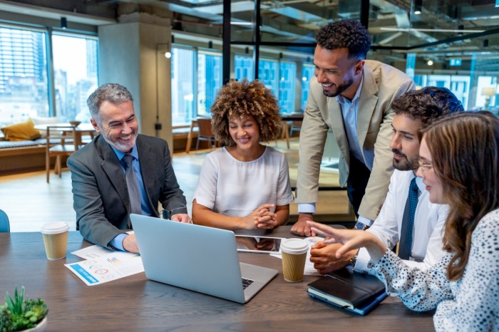 Hybrid Cloud Migration Strategy: A Comprehensive Guide
